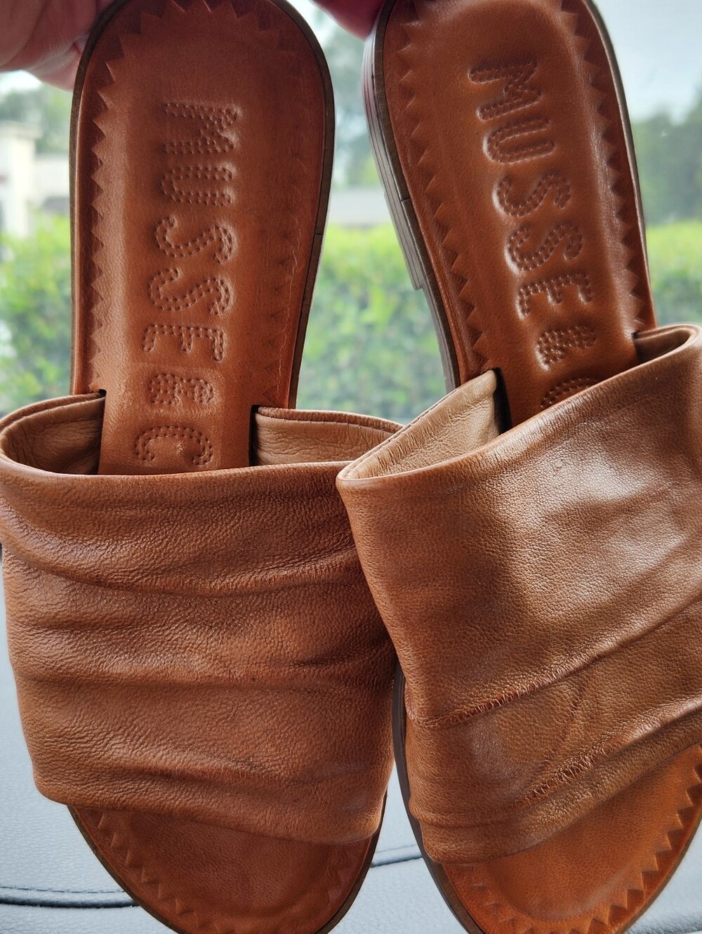 Musse & Cloud Cognac Brown Leather Ruched Slide Sandals